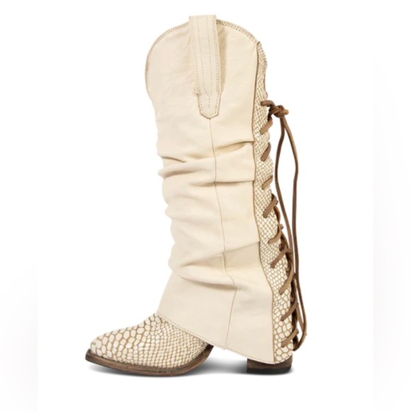 Freebird Jules Whitesnake Size 8 Genuine Leather Cream Lace Up Women's Boots - Picture 2 of 14